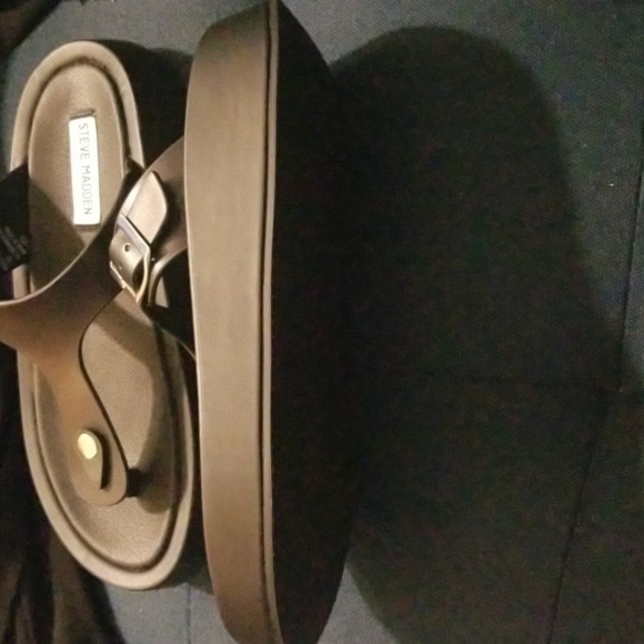 Steve Madden Sandals - Picture 6 of 6